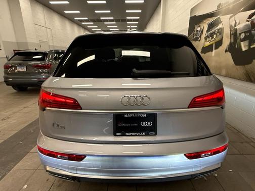 2023 Audi Q5 45 S line Premium
