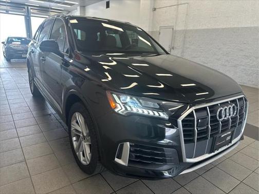 2023 Audi Q7 55 Premium Plus