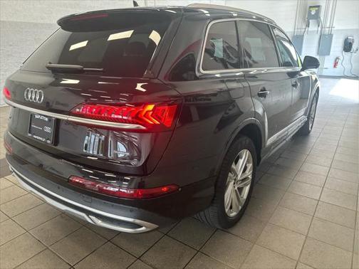 2023 Audi Q7 55 Premium Plus