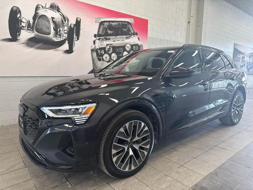 2024 Audi Q8 e-tron Premium Plus