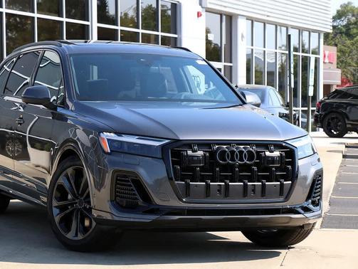 2026 Audi Q7 55 Premium Plus