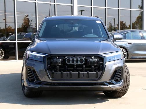 2026 Audi Q7 55 Premium Plus