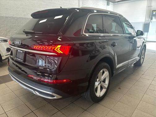 2022 Audi Q7 55 Premium