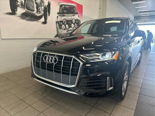 2022 Audi Q7 55 Premium
