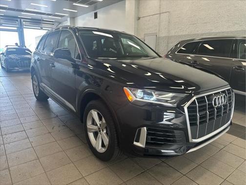 2022 Audi Q7 55 Premium