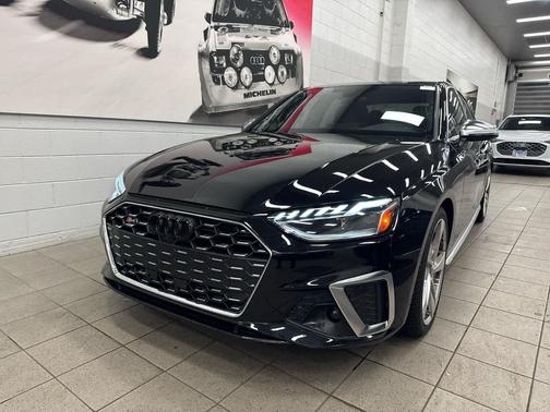 2024 Audi S4 Premium Plus TFSI quattro Tiptronic