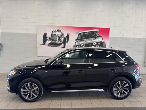 2023 Audi Q5 45 S line Premium Plus