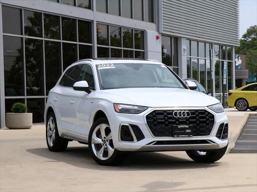 2022 Audi Q5 45 S line Premium Plus