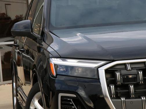 2026 Audi Q7 55 Premium Plus