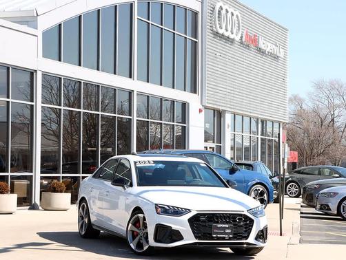 2023 Audi A4 45 S line Premium Plus