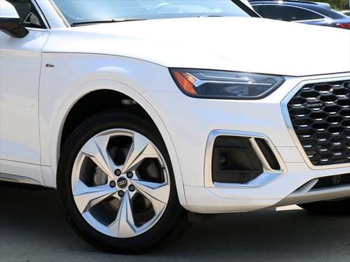 2024 Audi Q5 45 S line Premium