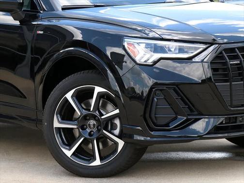 2025 Audi Q3 45 S line Premium Plus