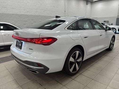 2025 Audi A5 Premium TFSI quattro S tronic