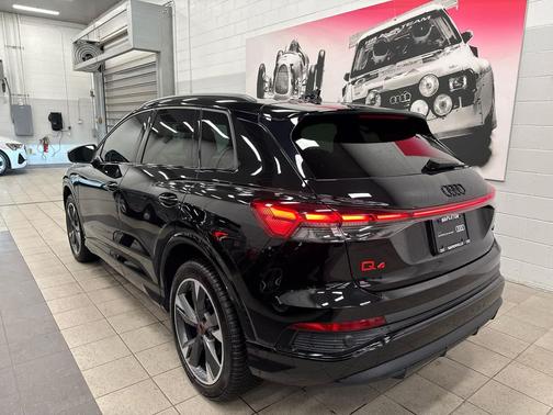 2023 Audi Q4 e-tron Prestige 50 quattro