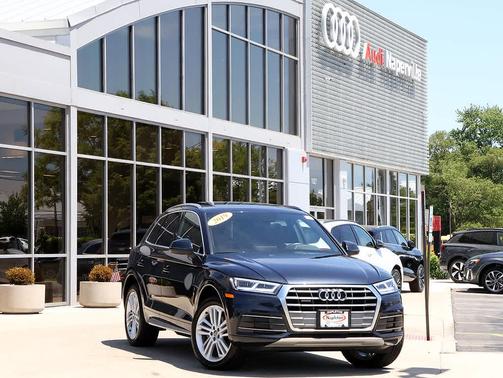 Moonlight Blue Metallic 2019 Audi Q5 2.0T Premium Plus