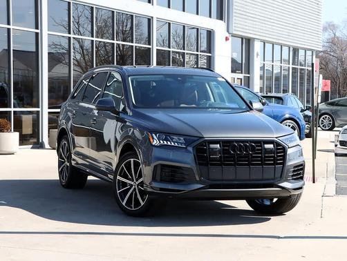 2023 Audi Q7 55 Premium Plus