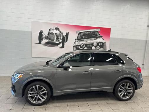 2023 Audi Q3 Premium 45 TFSI S line quattro Tiptronic