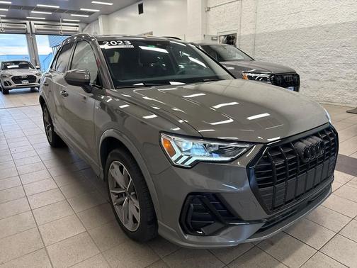 2023 Audi Q3 Premium 45 TFSI S line quattro Tiptronic