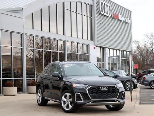 2022 Audi Q5 45 S line Premium Plus