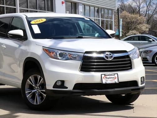 2016 Toyota Highlander LE Plus