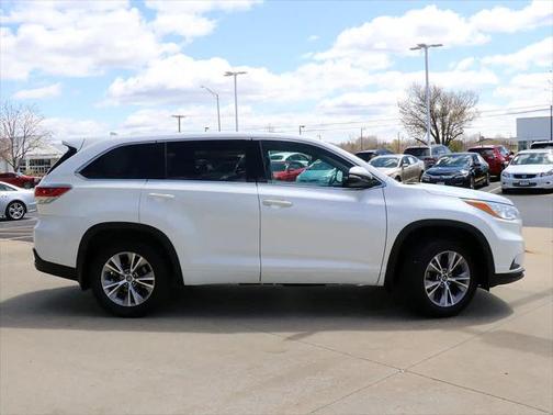 2016 Toyota Highlander LE Plus