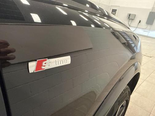 2025 Audi Q3 45 S line Premium Plus