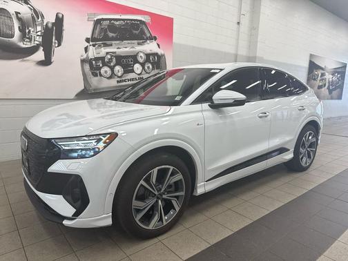 2024 Audi Q4 e-tron Sportback Prestige 55 quattro
