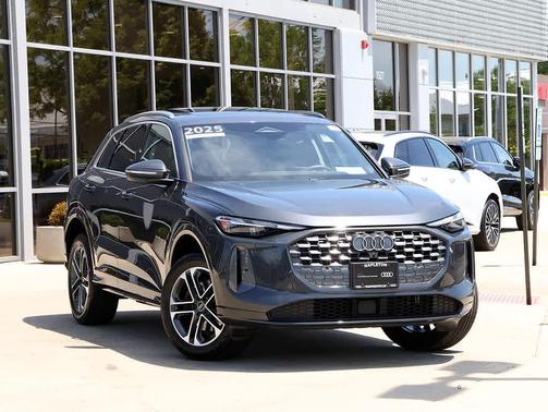Tambora Gray Metallic 2025 Audi Q5 Premium TFSI quattro S tronic