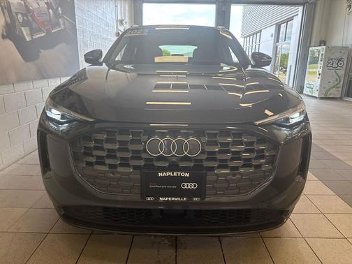 Tambora Gray Metallic 2025 Audi Q5 Premium TFSI quattro S tronic
