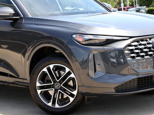 Tambora Gray Metallic 2025 Audi Q5 Premium TFSI quattro S tronic