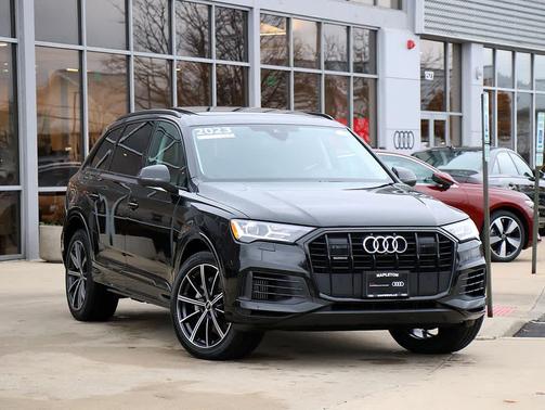 2023 Audi Q7 55 Premium Plus
