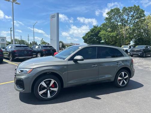2024 Audi Q5 45 S line Premium Plus