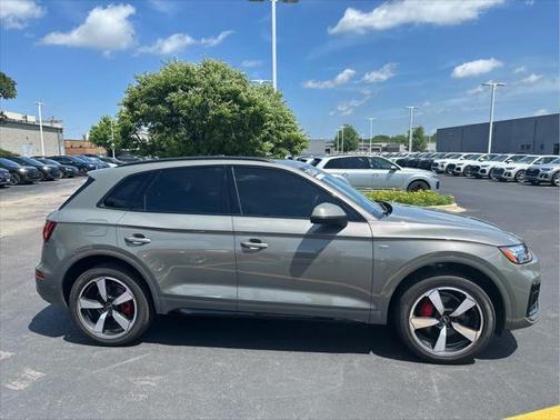 2024 Audi Q5 45 S line Premium Plus