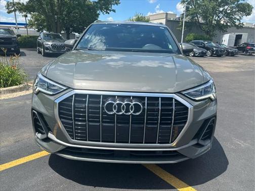 2023 Audi Q3 Premium 45 TFSI S line quattro Tiptronic