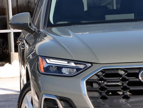 2023 Audi Q5 45 S line Premium Plus