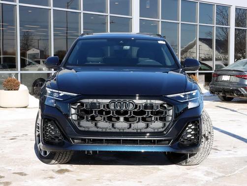 2026 Audi Q8 55 Premium Plus