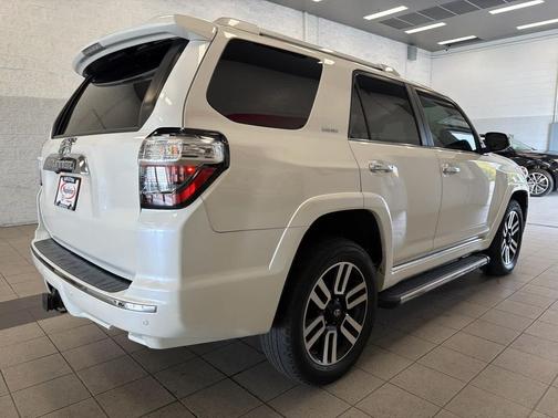 Blizzard Pearl 2020 Toyota 4Runner Limited