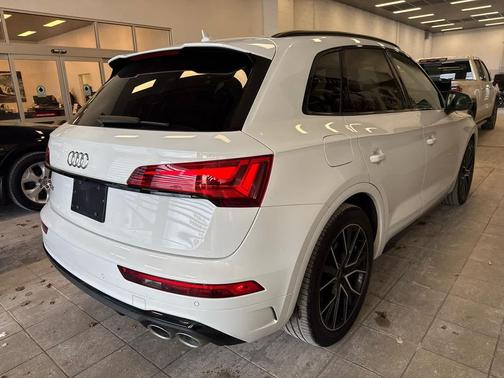2023 Audi SQ5 3.0T Premium Plus