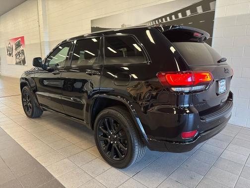 2019 Jeep Grand Cherokee Altitude