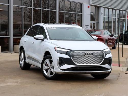 2024 Audi Q4 e-tron Premium Plus 50 quattro