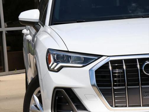 2025 Audi Q3 45 S line Premium Plus