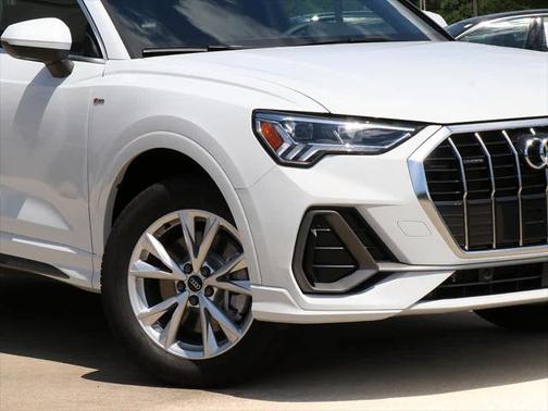 2025 Audi Q3 45 S line Premium Plus