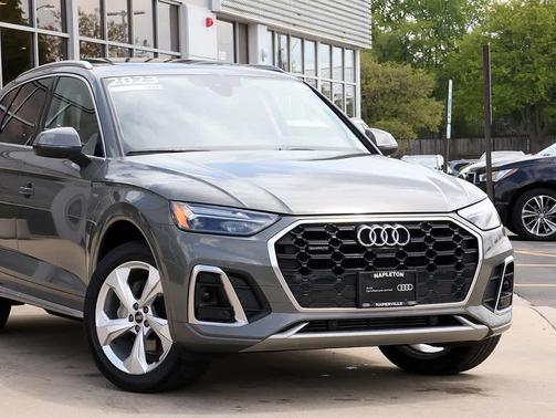 Chronos Gray Metallic 2023 Audi Q5 45 S line Premium Plus