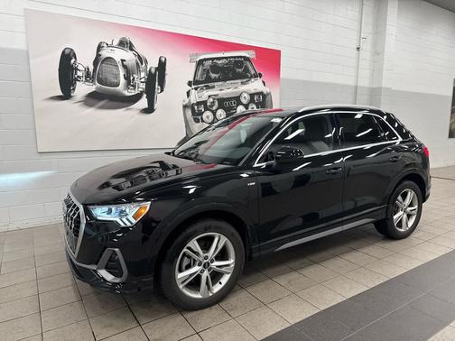 2023 Audi Q3 45 S line Premium Plus