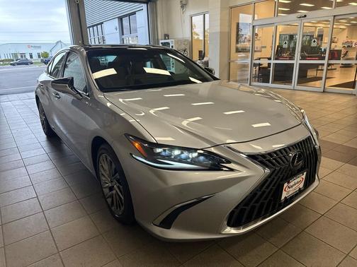 2025 Lexus ES 350 Ultra Luxury