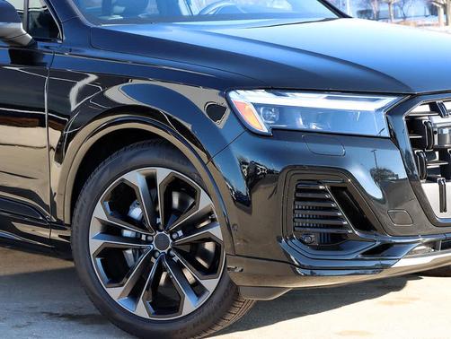 2026 Audi Q7 55 Premium Plus