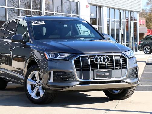 2024 Audi Q7 45 Premium