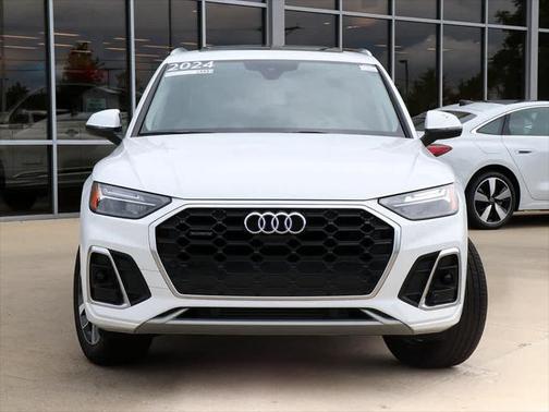 2024 Audi Q5 45 S line Premium Plus