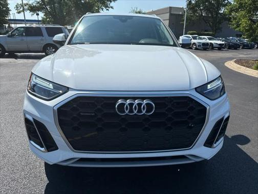 2024 Audi Q5 45 S line Premium Plus