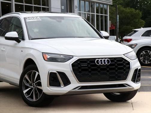 2024 Audi Q5 45 S line Premium Plus